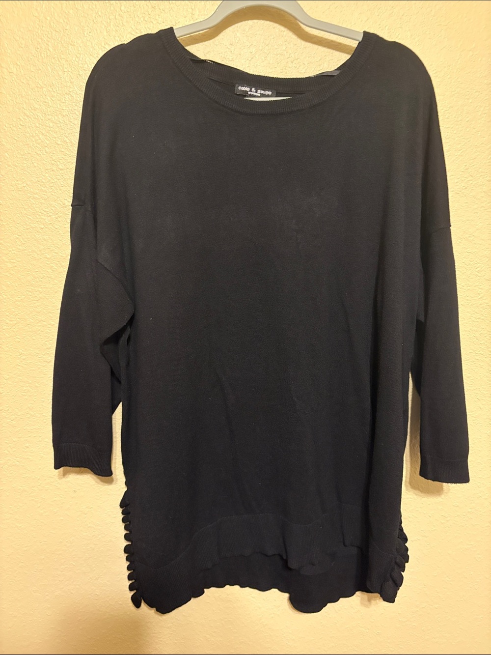 Cable & Gauge Black Lightweight Crewneck Pullover